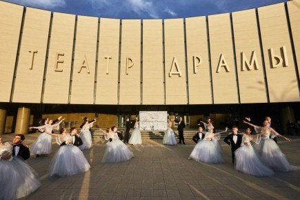 105 лет исполнилось Краснодарскому академическому театру драмы им. Горького