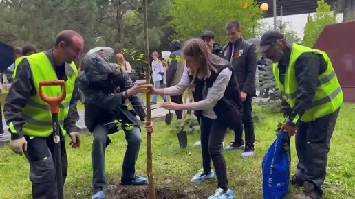 В Сочи в День 80-летия Победы прошла международная акция «Сад памяти»