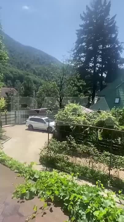            ,     