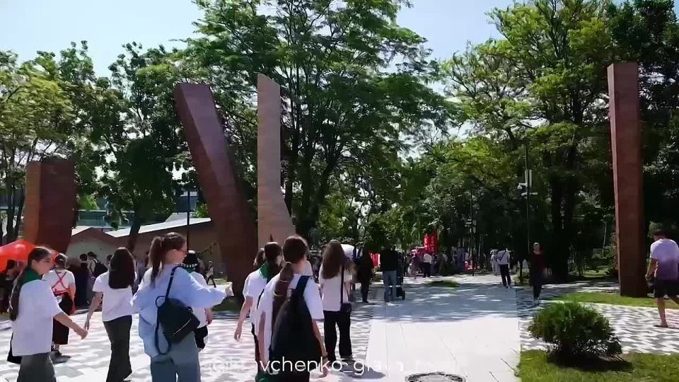  :         :