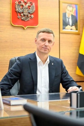  1,5        