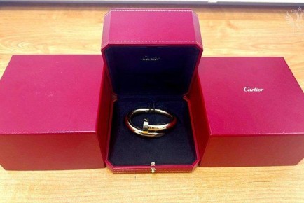      Cartier   