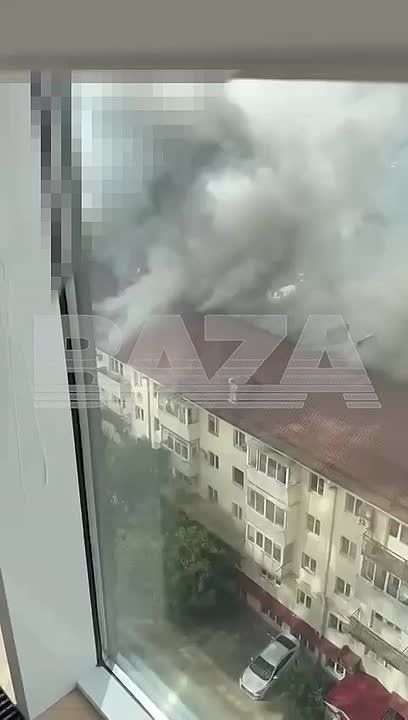 Михаил Онуфриенко: Не знаю, застал ли начало, но второй час работает ПВО на побережье Азова, перехватывая идущие на Новороссийск беспилотники