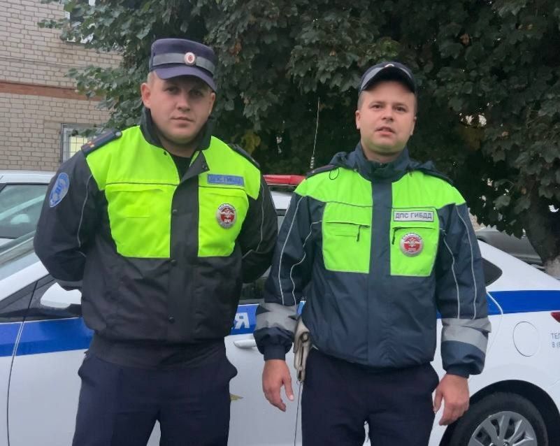 Полицейские помогли водителю с сердечным приступом в Гулькевичском районе