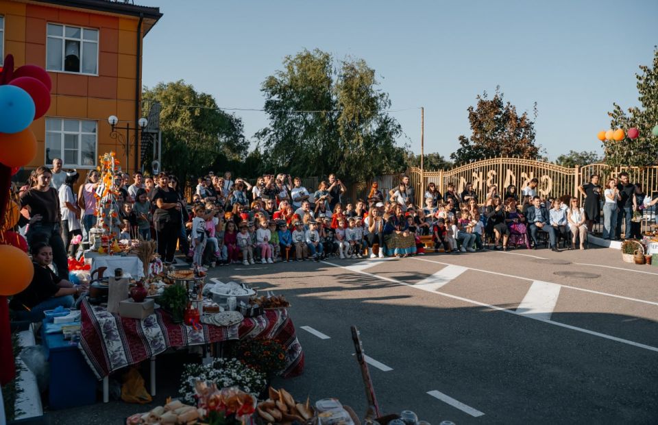 ОСЕННЯЯ ЯРМАРКА ДРУЖБЫ ПРОШЛА В ХУТОРЕ КРАСНАЯ ПОЛЯНА