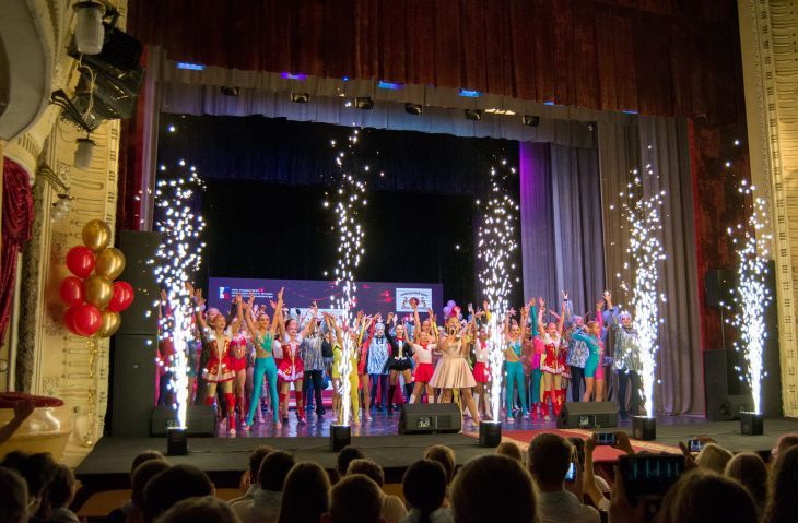 В «Алых парусах» завершился всероссийский фестиваль детского циркового искусства «Дорога в цирк 2025»