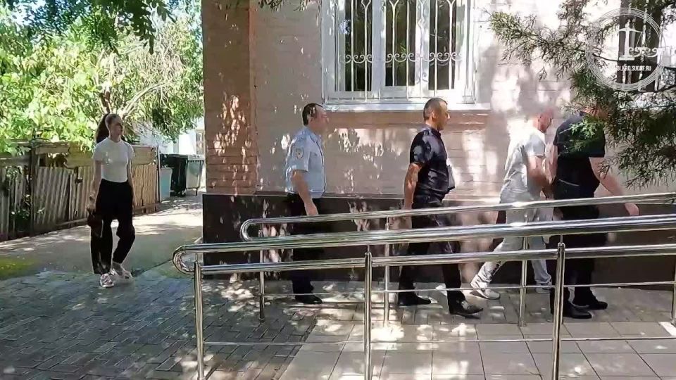 Супругам, постоянно истязавших своих детей, назначили условное наказание