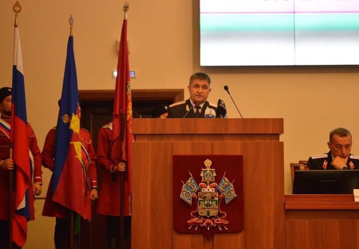 Задержанный бывший и.о. замгубернатора Кубани Александр Власов подозревается в крупном хищении гумпомощи для СВО, сообщили правоохранители