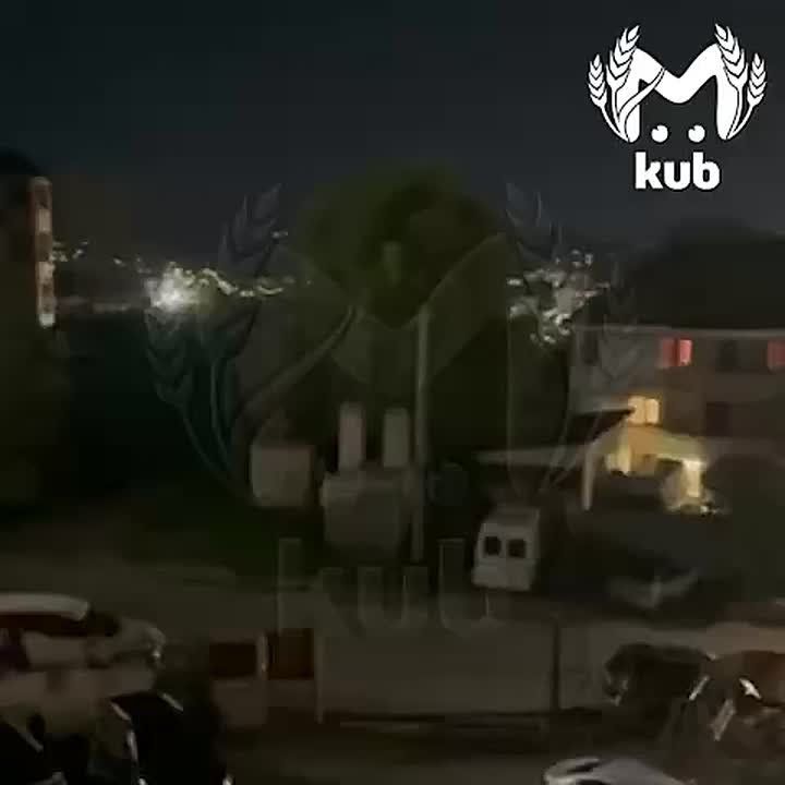 Сирены звучат в Сочи. В городе объявлена угроза атаки БПЛА