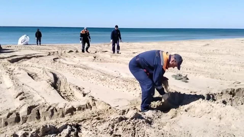 На анапском побережье завершился основной этап разбора защитного вала