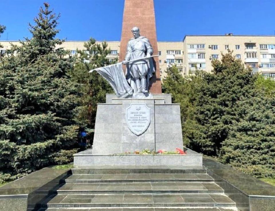 Реставрацию захоронения советских солдат завершили на Всесвятском кладбище Краснодара