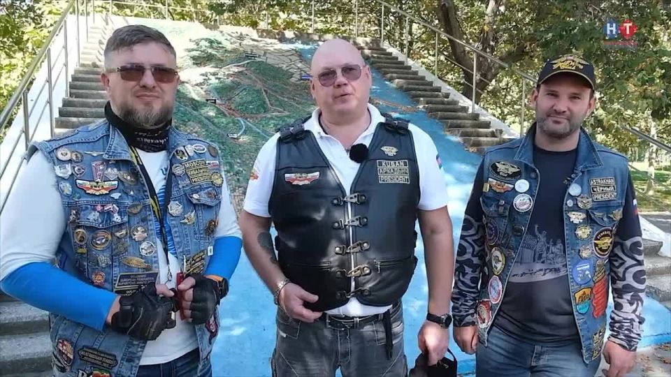В Новороссийске провели мотопробег в честь 80-летия Победы в Великой Отечественной войне