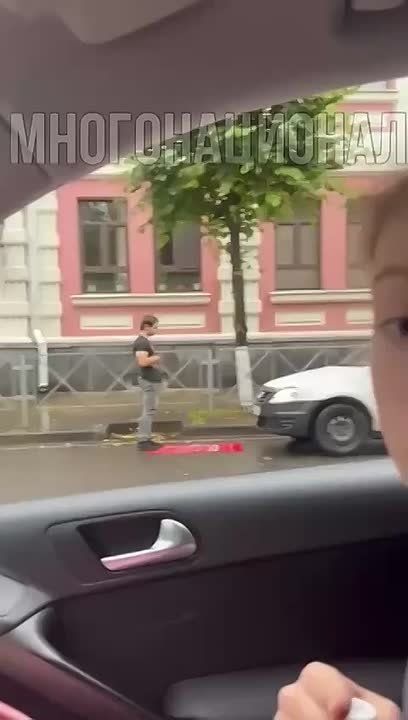 Намаз в центре города. Это русский Краснодар