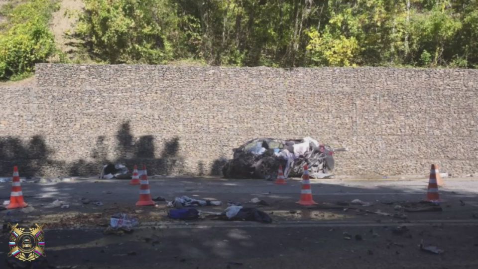 06.10.2025   11:00   ,     1420+750  