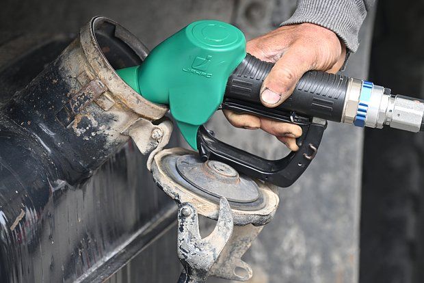 Шаскольский: ФАС оценивает рост цен на АЗС в Курской области и Крыму