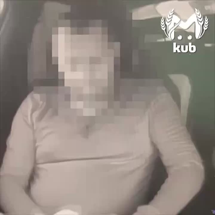 Сотрудника краснодарского аэропорта задержали со взяткой в
