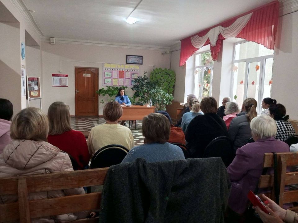 Прокуратурой Павловского района с территориальным отделом МВД организовано проведение мероприятия в рамках акции «Остерегайтесь телефонных мошенников»