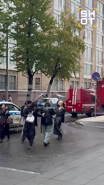 SHOT  MASH &quot;  &quot; 