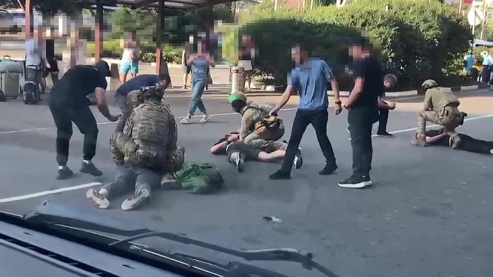 Вербовщик украинской террористической организации задержан в Сочи при силовой поддержке Росгвардии