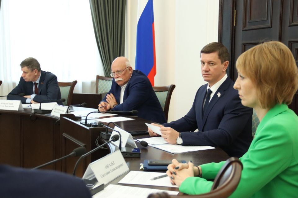 В комитете по имуществу и земле рассмотрели поправки в краевой закон