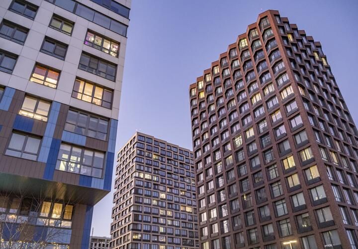 «Денег нет, но вы держитесь»: в Сочи и Геленджике стоимость элитных квартир достигла пика