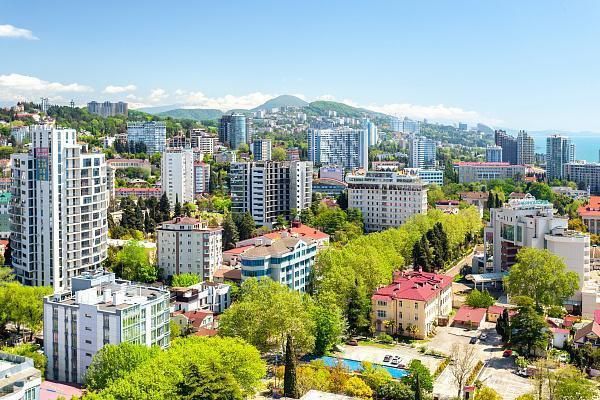 В Сочи начинается прием заявок на присуждение именной премии главы города Сочи «Равный среди равных»