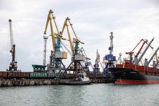 РБК: ООО «Туапсинский морской коммерческий порт» обвинили в контрабанде