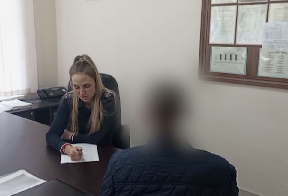 Обналичил кредитную карту знакомого и похитил его пенсию - теперь ответит в суде