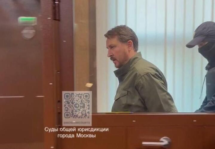 Бывшего мэра Сочи Алексея Копайгородского и его супругу Янину Копайгородскую ограничили в сроках ознакомления с томами уголовного дела, в котором они выступают обвиняемыми