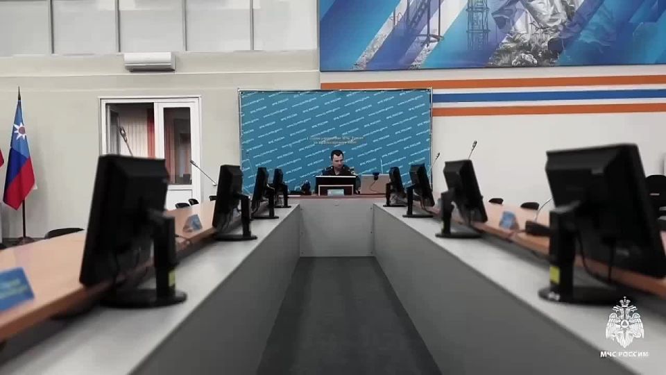 Связь - наша сила!. Связисты МЧС России точно знают, насколько важна надежная и бесперебойная связь для оперативного реагирования и координации действий в самых сложных условиях