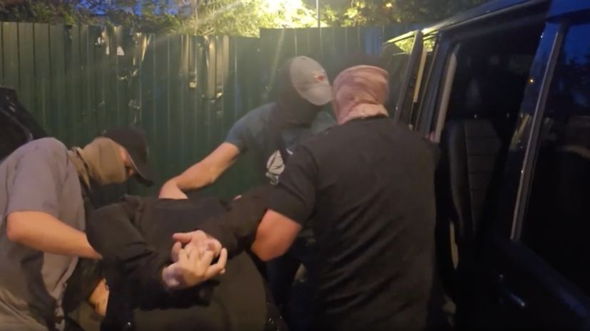 Передавал Киеву сведения о ПВО и координаты для ударов: ФСБ задержала в Москве россиянина по подозрению в госизмене