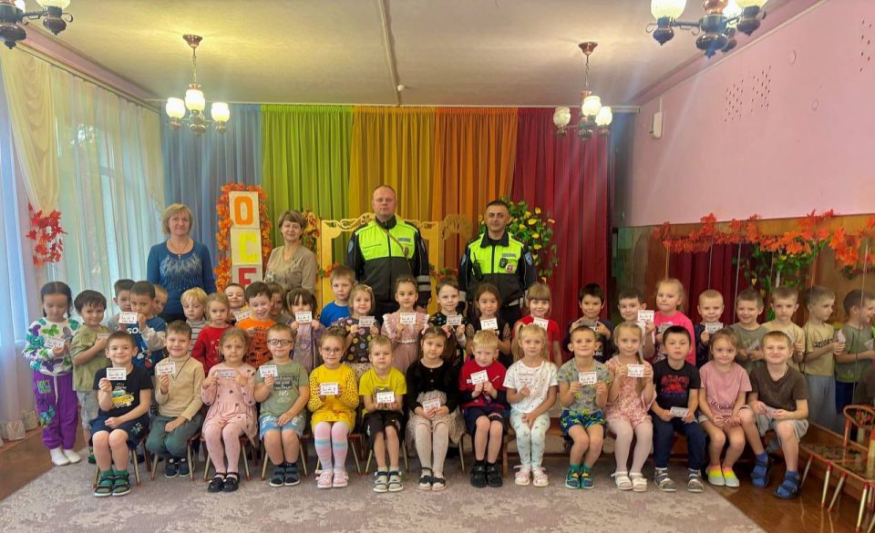 Сотрудники Госавтоинспекции Лабинского района провели «Урок безопасности» для дошколят