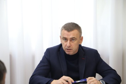 В профильном комитете обсудили реализацию краевого закона об эвакуаторах