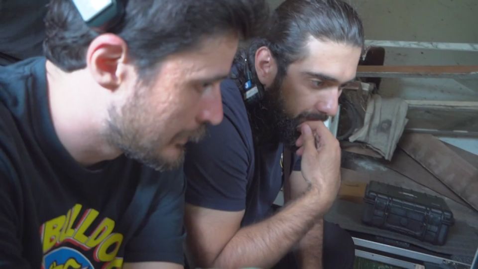 Сарай, немного света и магии, и вот режиссерская в стиле лофт готова