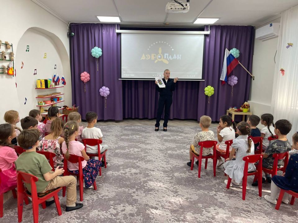 В детском садике «Сказка» г. Геленджика прошло увлекательное мероприятие, посвященное Правилам дорожного движения