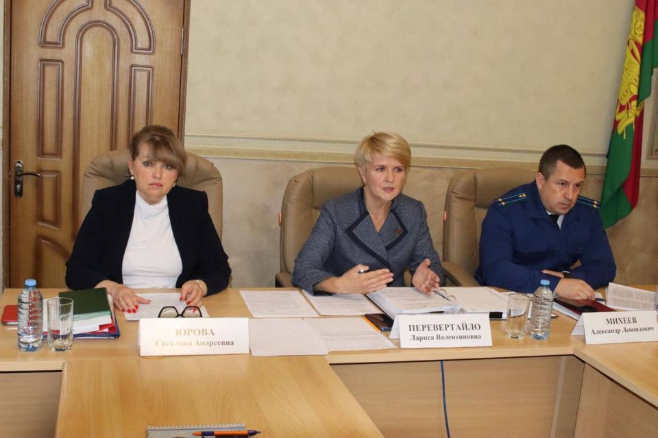 Прокуратурой Гулькевичского района принято участие в заседании второй сессии Совета муниципального образования Гулькевичский район