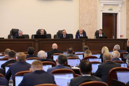 На 10 000 рублей подорожал патент для мигрантов на Кубани