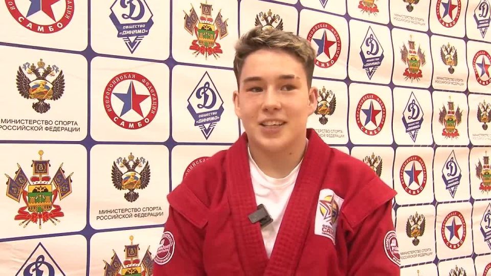 В Анапе стартовали всероссийские соревнования общества «Динамо» по самбо