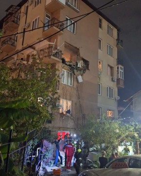 Один человек погиб, трое пострадали при взрыве газа в многоквартирном доме в Сочи, 70 человек эвакуированы, сообщает оперштаб Кубани