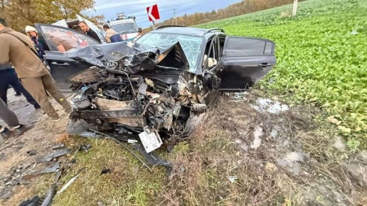 Трое взрослых погибли и четыре ребенка ранены в ДТП на Кубани