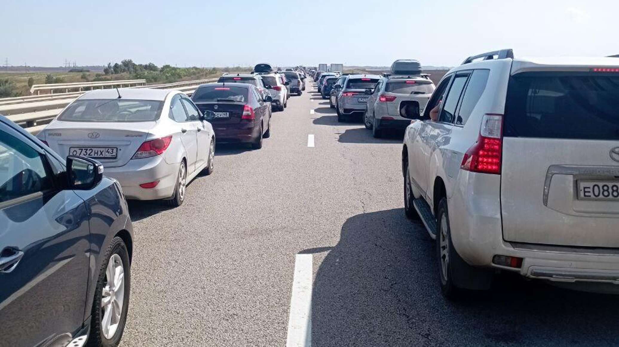 Крымский мост – время ожидания проезда выросло до двух часов