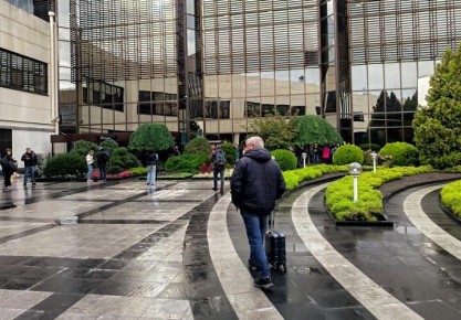 Пассажирка требует компенсацию от аэропорта Сочи, потому что заблудилась