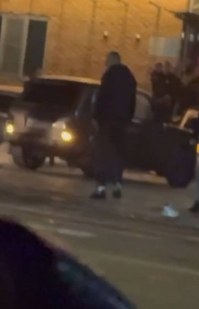 Наехал на двух людей и врезался в чужое авто лихач в станице Ленинградской