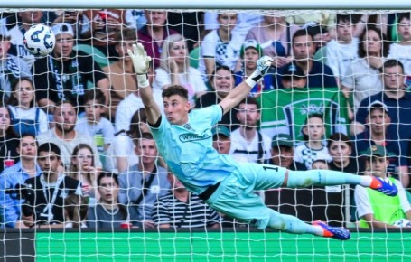 "Краснодар" победил "Рубин" и вышел на первое место в РПЛ