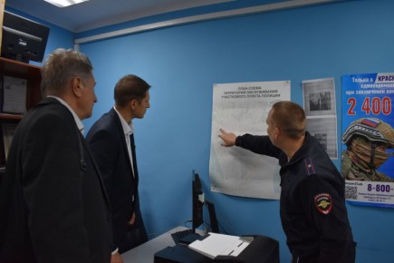 В Краснодаре общественники комиссионно проверили участковый пункт полиции