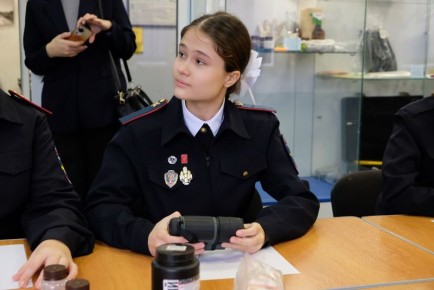 В Новороссийске полицейские и общественники провели профориентационные мастер-классы
