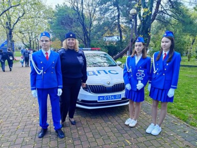 Сотрудники Госавтоинспекции г. Новороссийска совместно с юными инспекторами движения приняли участие в детском родительском форуме