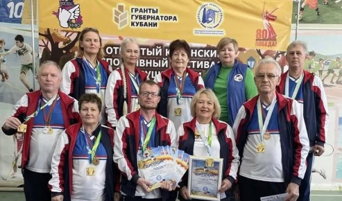 Новороссийцы стали победителями ежегодного спортивного фестиваля лиц с нарушением слуха «Активное долголетие»