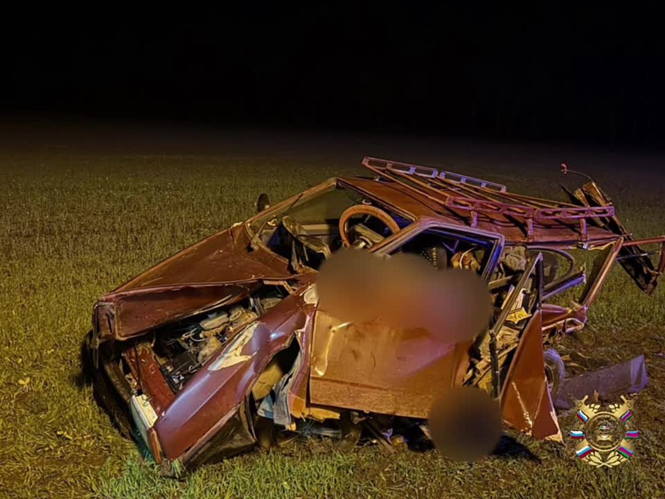 В Кореновском районе в результате ДТП погиб 47-летний водитель автомобиля «ВАЗ», а также пострадали пассажир «ВАЗ» и водитель автомобиля «Пежо»