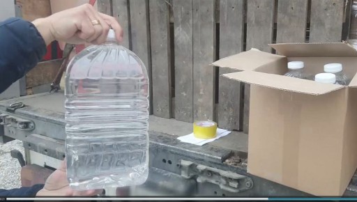 Сотрудники Госавтоинспекции Краснодарского края пресекли провоз 90 литров алкогольной продукции